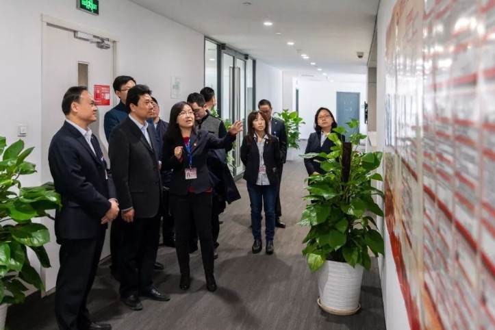 1554695642(1).jpg 1554695642(1).jpg